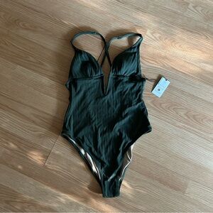 NWT Shade & Shore Green Ribbed Plunge One Piece Bikini Medium
